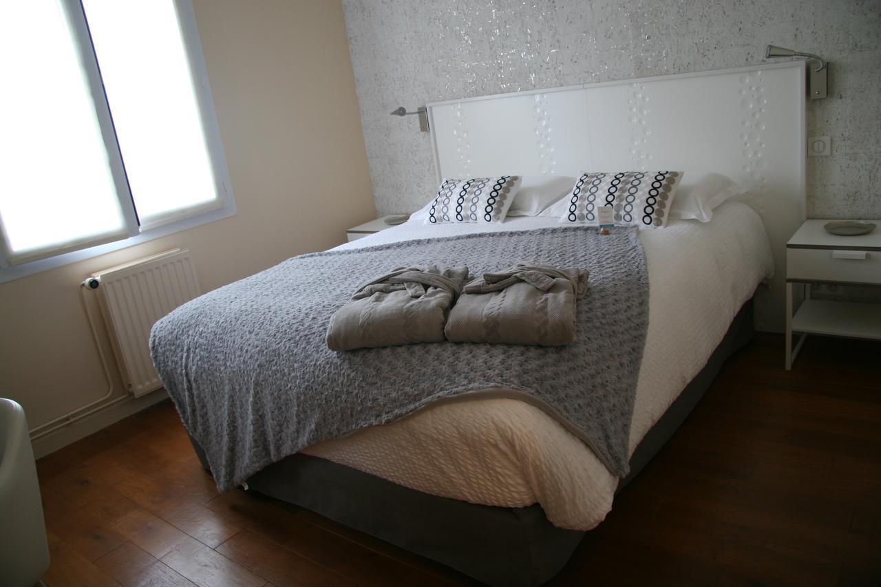 Les Suites Champenoises Tinqueux Exteriör bild